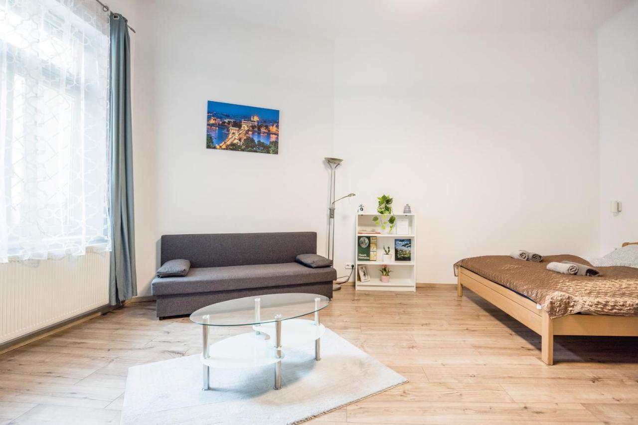 Ferienwohnung Downtown Tranquility Budapest Exterior foto